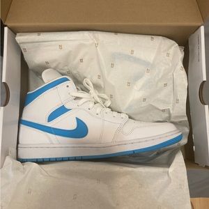 Carolina Jordan 1 mids